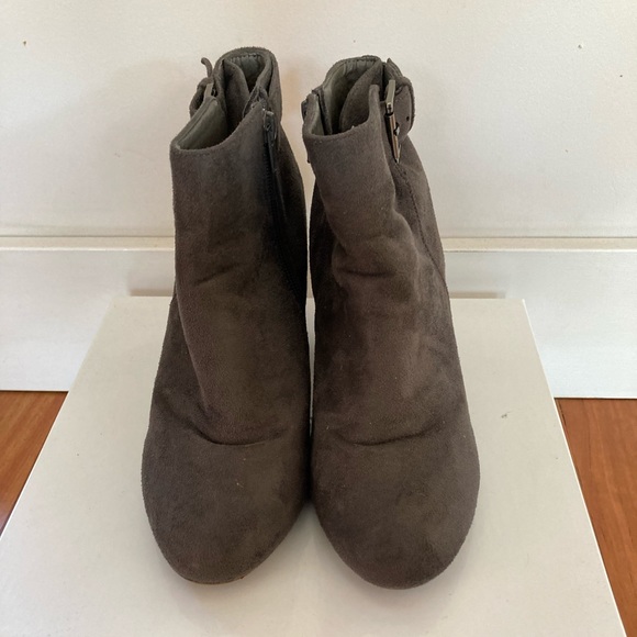 BELLINI | Gray/Brown Ankle Boot - Picture 2 of 3